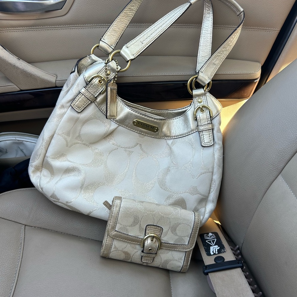 coach purse